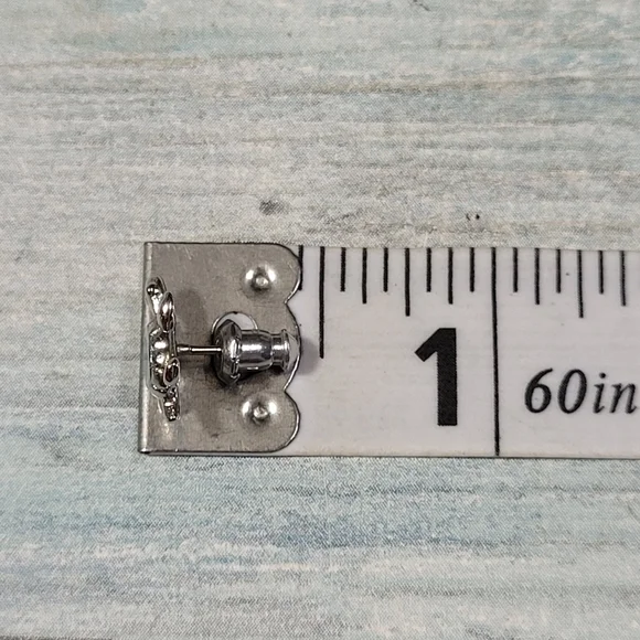 Little Turtle Earrings. - Picture 6 of 7